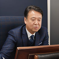 菅野先生_edited.jpg