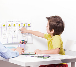 Niño en el psicólogo