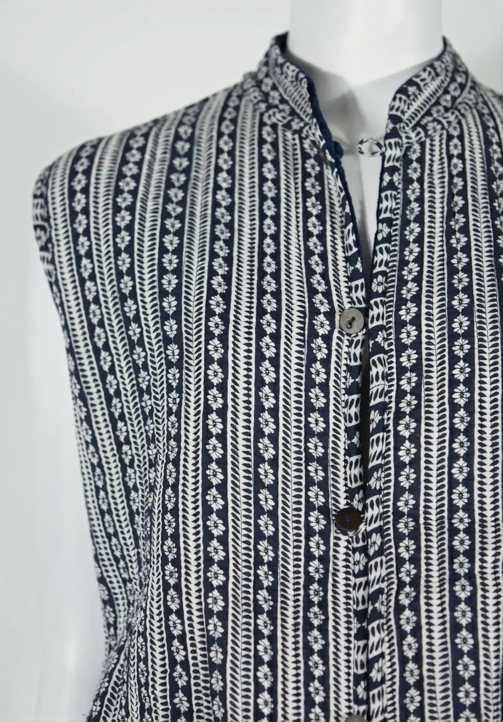Thumbnail: Reversible Velvet and Cotton Gilet "Midnight Velvet"
