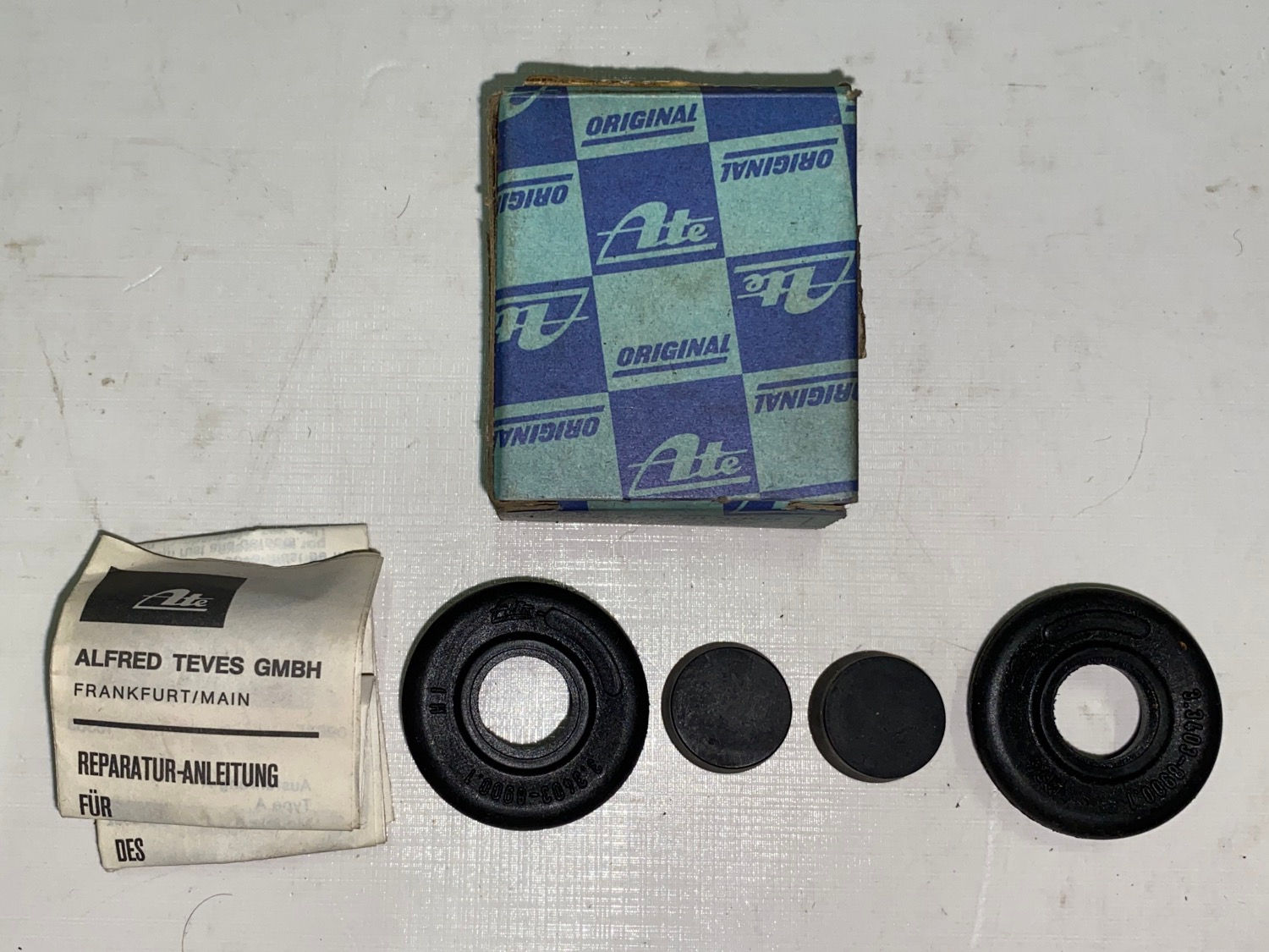 KIT RIPARAZIONE CILINDRETTO POSTERIORE VW 1300 1500 MAGGIOLINO 