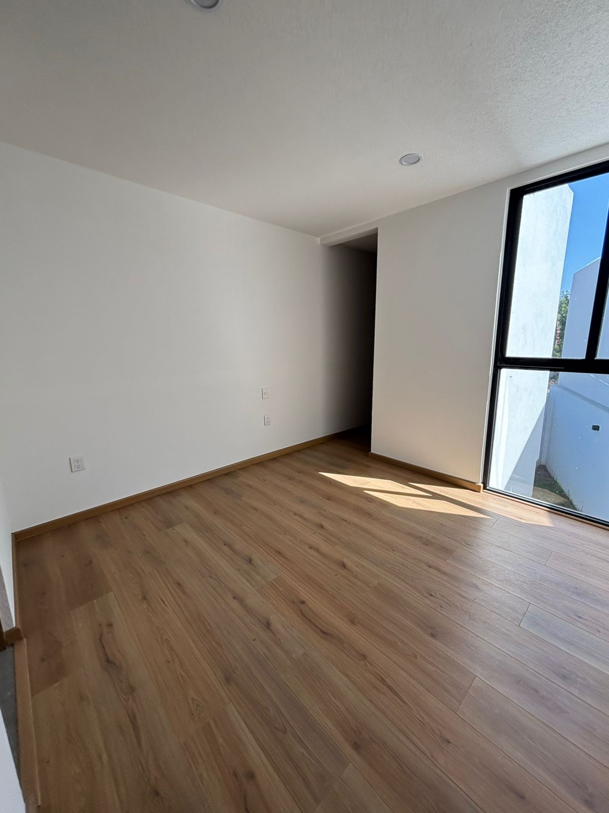 🏡✨CASA EN VENTA FRACC. RESIDENCIAL VISTA VERDE (ATRÁS DE COTSCO) ✨🏡