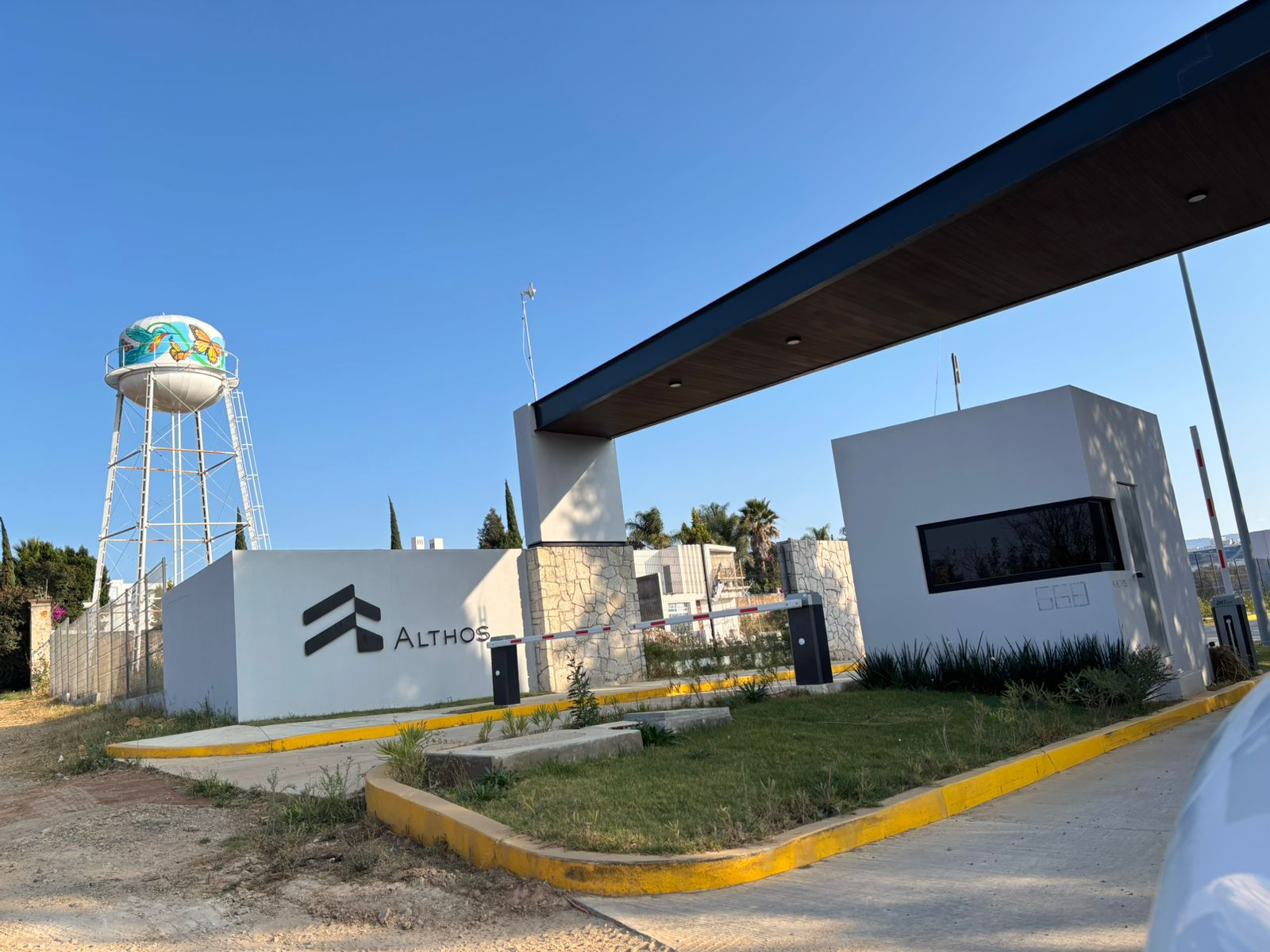 🌿🏞️ Terreno residencial en Althos Altozano 🌿🏞️