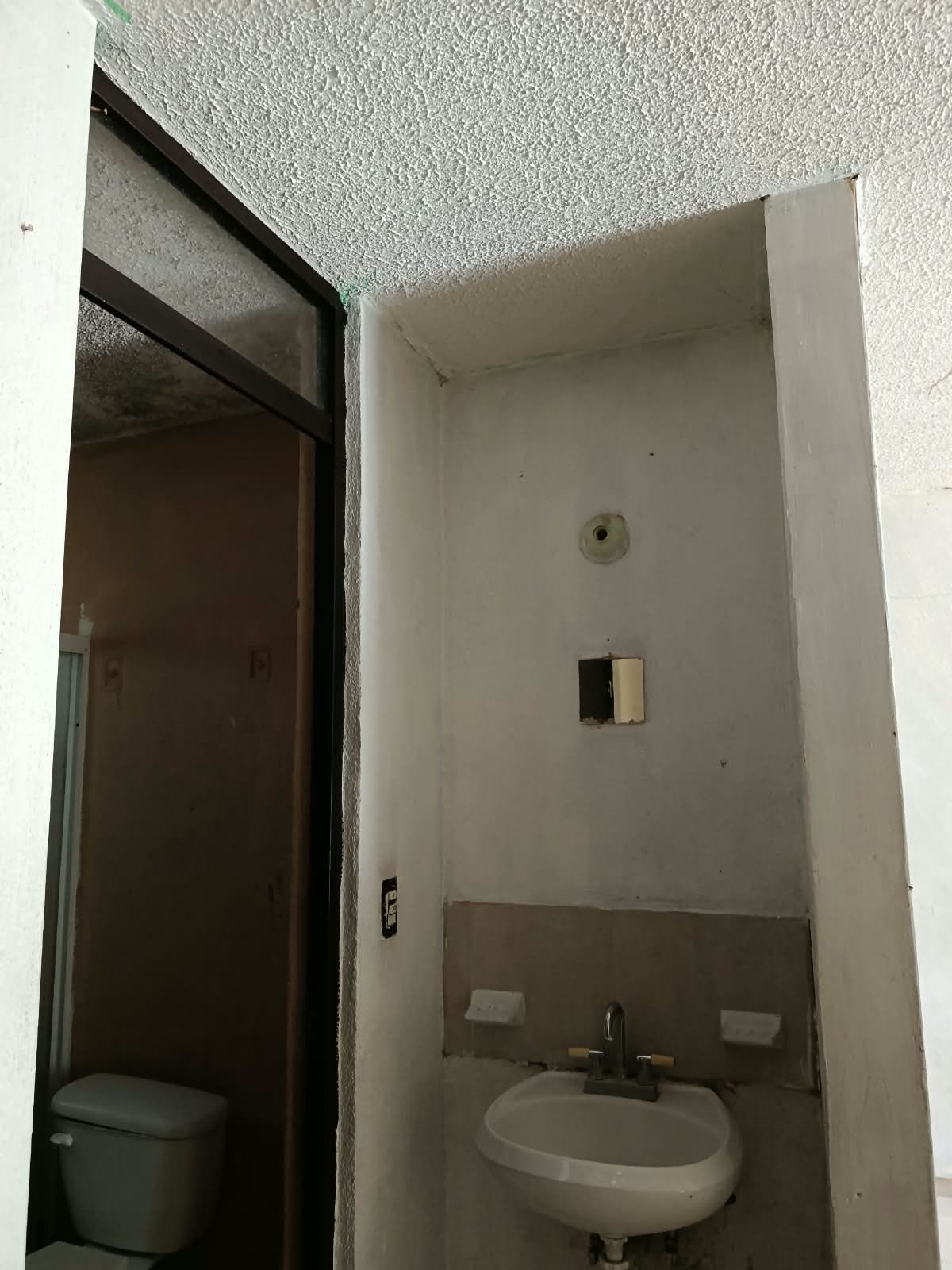 🏠✨CASA EN VENTA EN FRACC. EN EL TRÉBOL (SAL. SALAMANCA)✨🏠