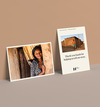 Free Postcard Flyer Mockup PSD For Prese
