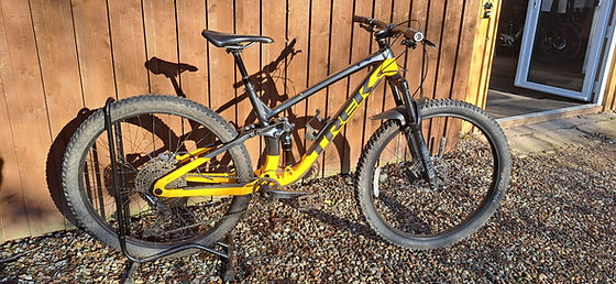 トレイル走行なし TREK FUEL EX5 ガラスコーティング済み Fuel EX 5 Gen 6 - Trek Bikes