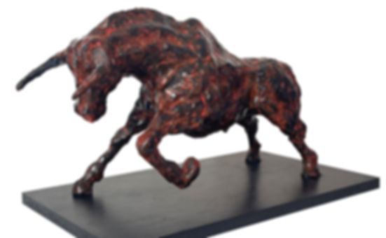 TAUREAU DE LAVE