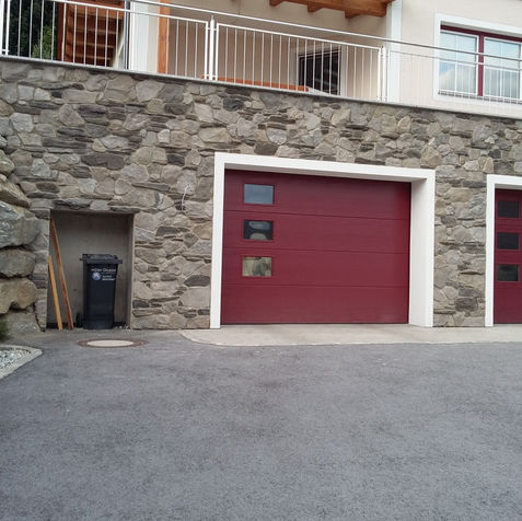 Wandverkleidung der Aschbacher & Co Fliesen und Keramik Gesellschaft m.b.H.