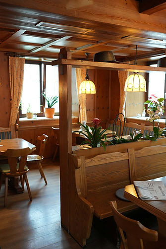 Esstische vom Restaurant Zum Fuchs