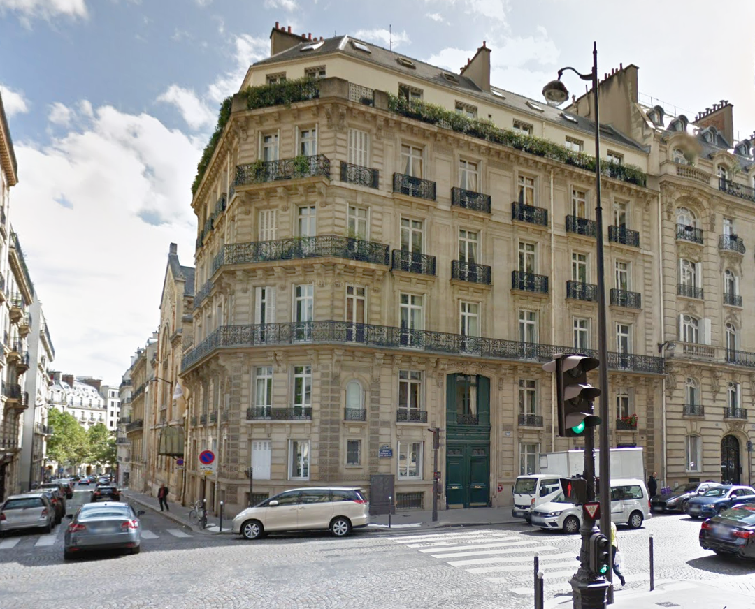 22 av Pierre 1er de Serbie 75016 Par