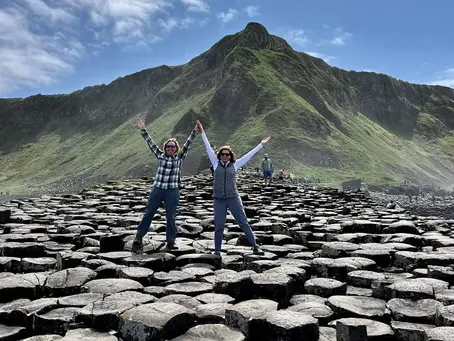 Discover the Best of Northern Ireland: Premier Giant’s Causeway and Belfast Day Tours