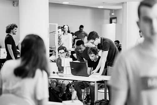 ISEN GARAGE WEEK_J2 (31)_edited.jpg