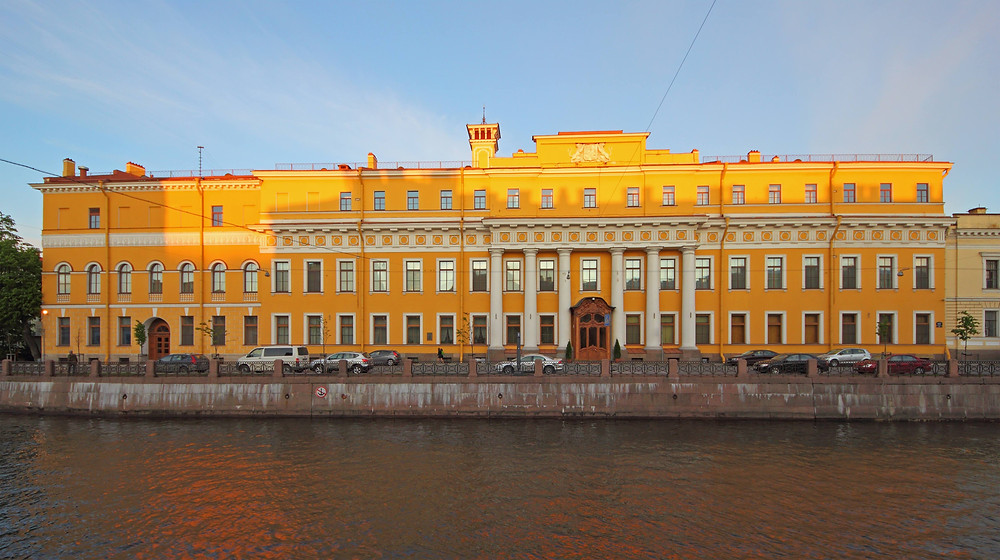 <img src="st_petersburg_history_Yusupovs_palace.png" alt="st_petersburg_history_Yusupovs_palace">