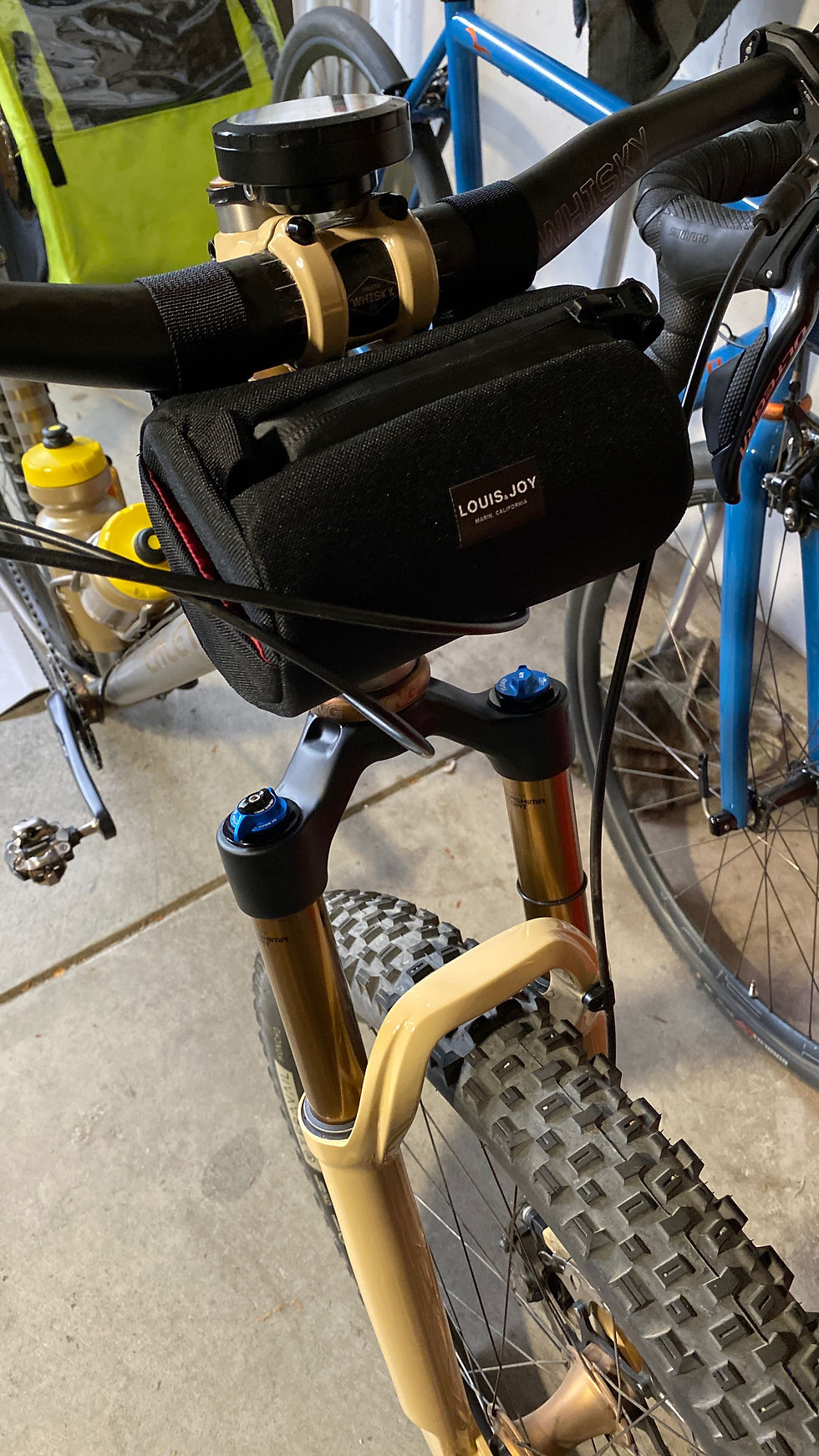 Thumbnail: Black Handlebar Bag