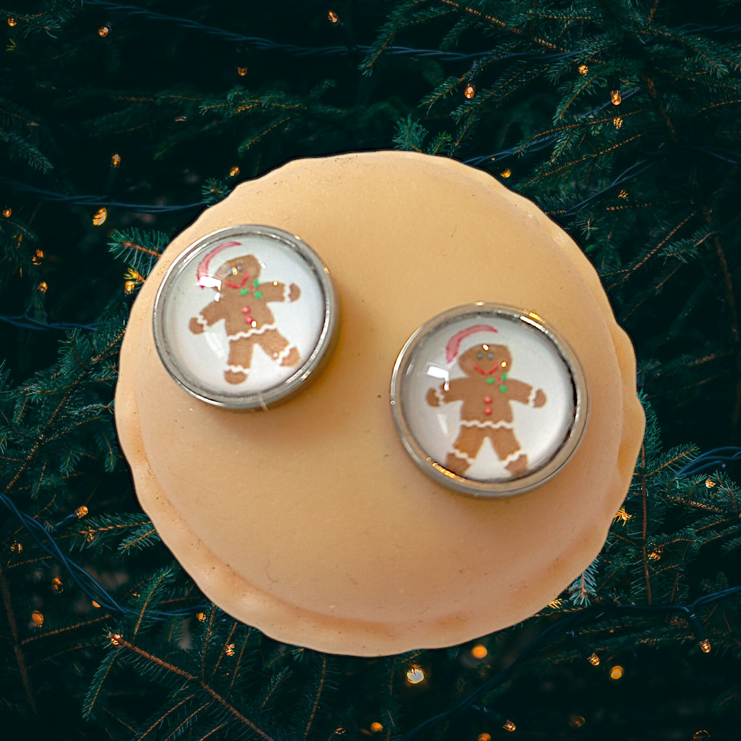 Gingerbread Studs