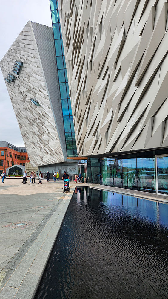façade du musée Titanic Belfast
