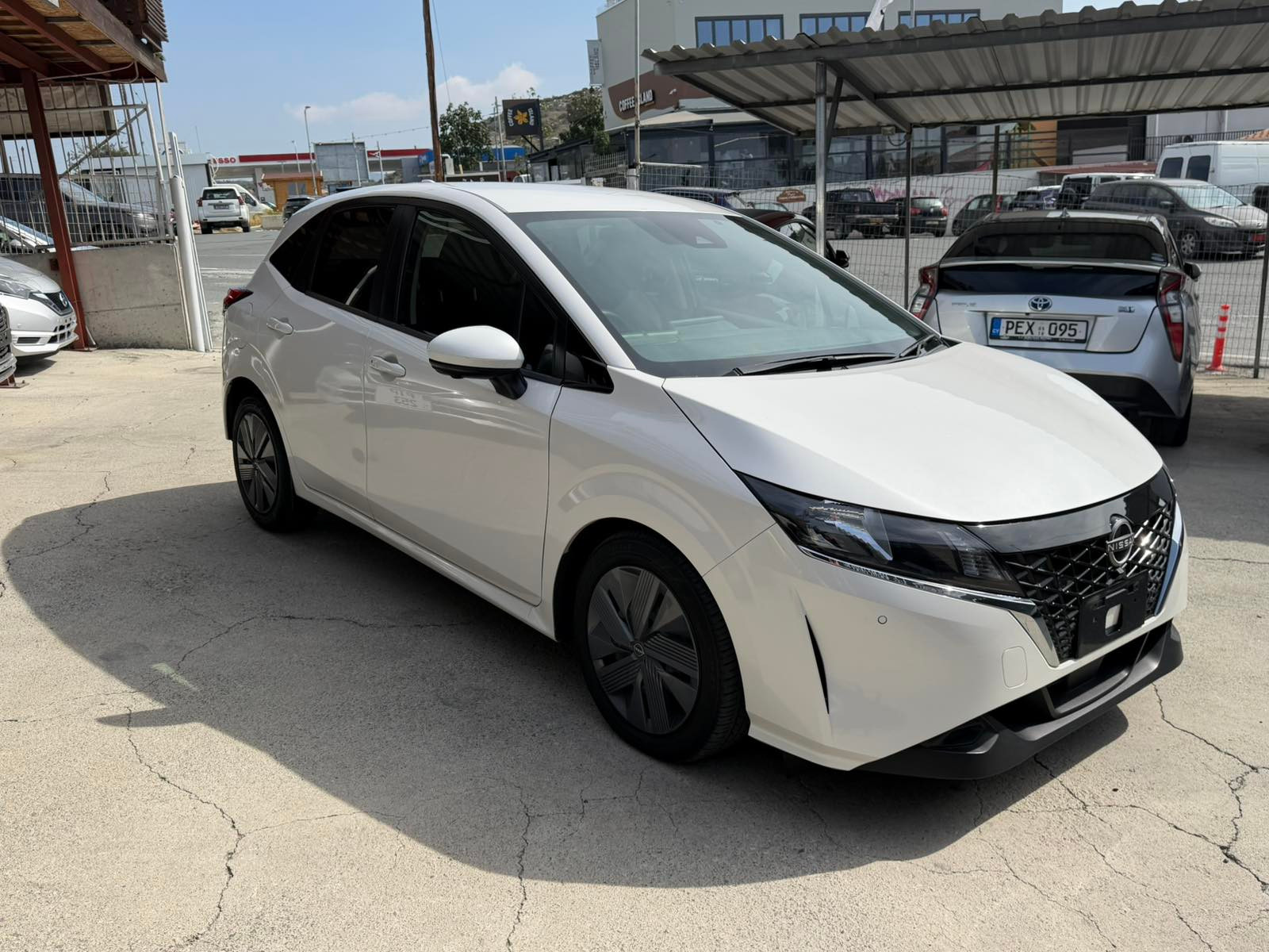 LATEST SHAPE NISSAN NOTE EPOWER