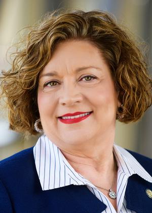 Carla Nelson