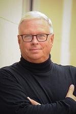 Daniel M.  Micha