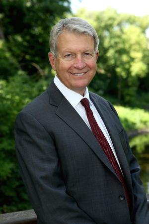 Jonathan Pyne