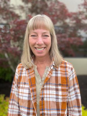 Kellie Hall-Strehlow, EA