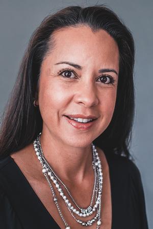 Susan B. Dutra<br>Komlo