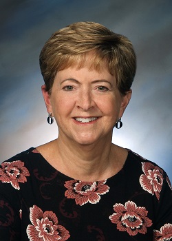 Vicki Manolis