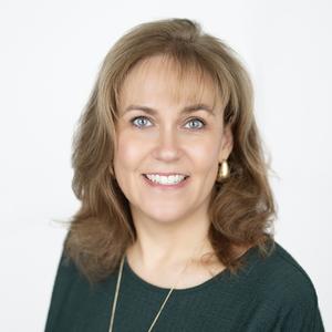Jennifer  Brunotts
