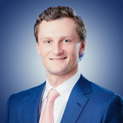 Photo of Lee