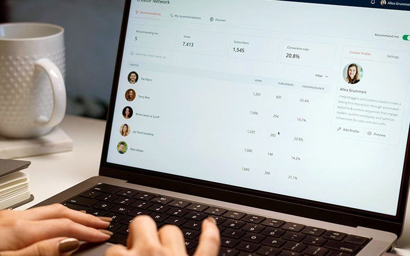 setting up a referral network as a side hustle for graphic designers