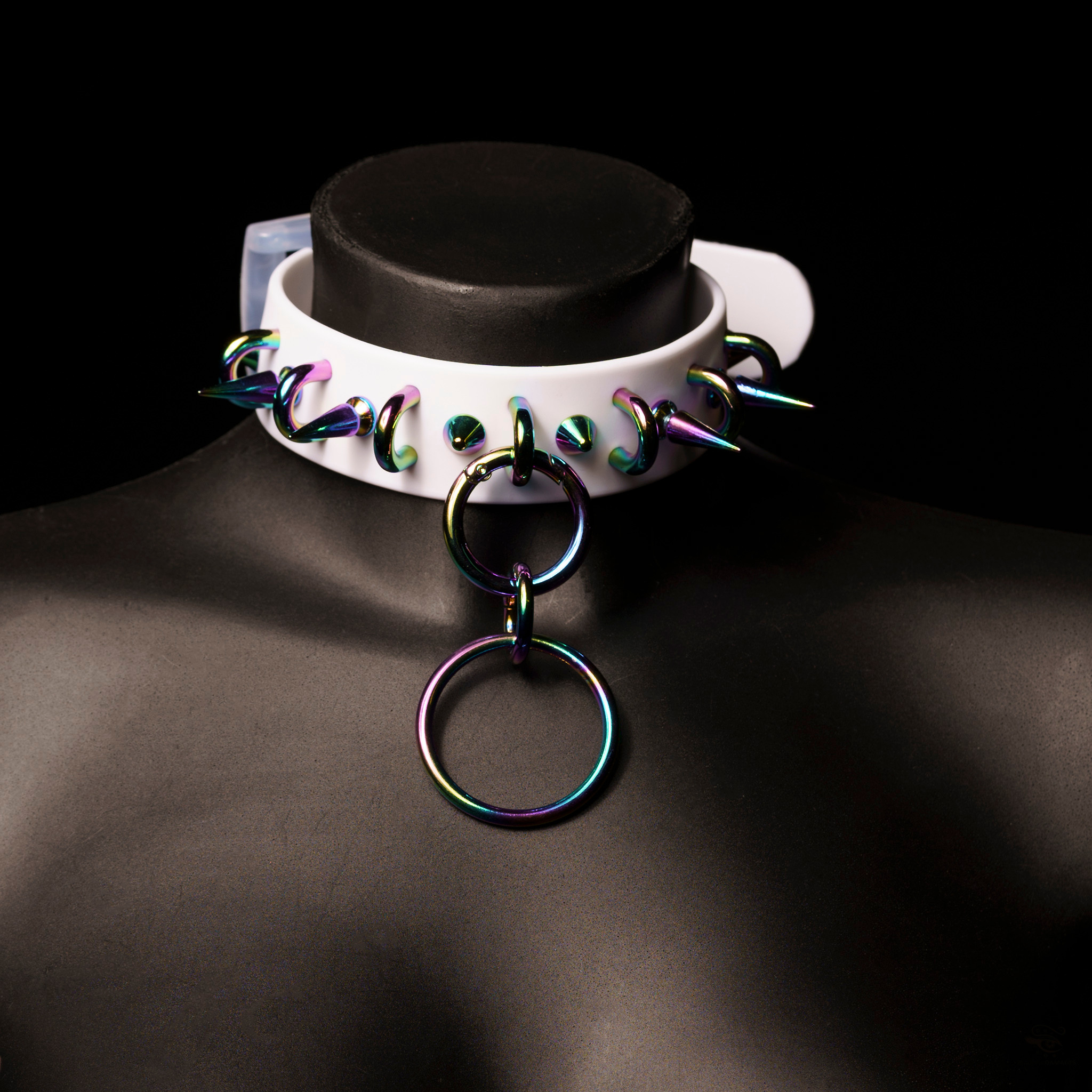 Colorful white-Collar