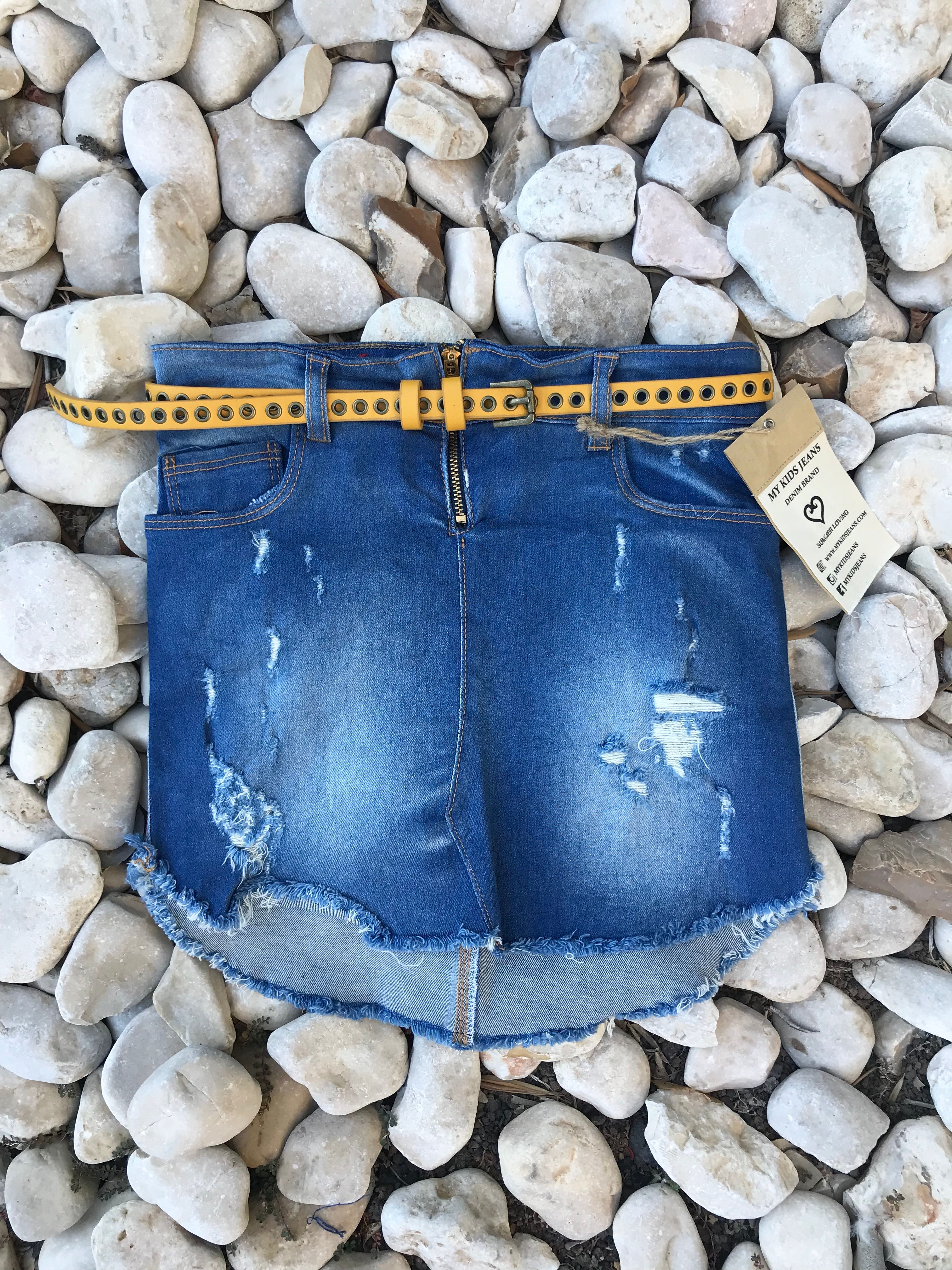 חצאית מוניקה 