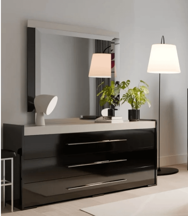Lester Canadian Made Italian Style Lacquer Bedroom/Mirror