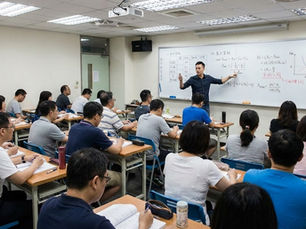 饗宴之境:味覺、時間與人情交織的盛宴之書