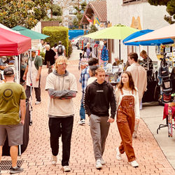 ARTS & CRAFTS MARKETPLACE