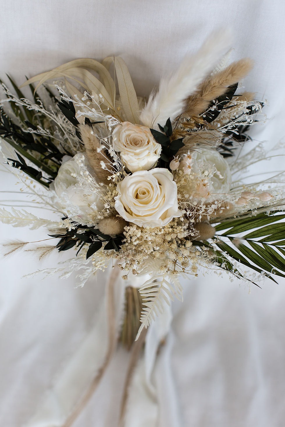 Brautstrauß aus Trockenblumen & Infinity Rosen | Creme & Braun | Boho-Look
