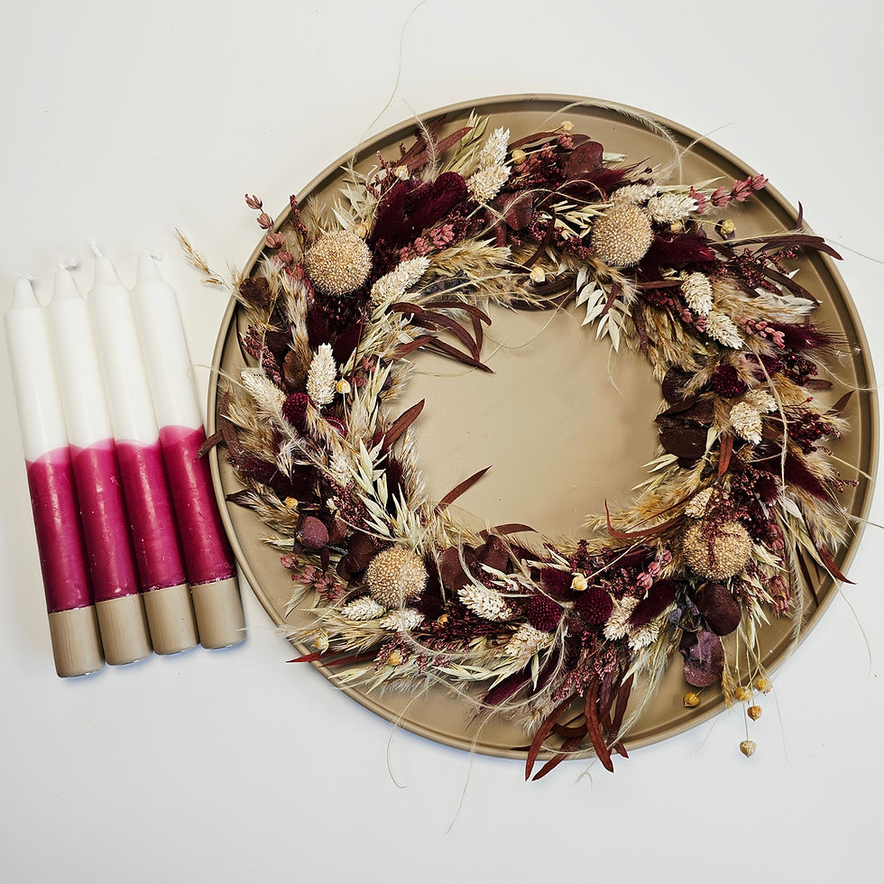 Adventskranz aus Trockenblumen mit Tablett und magnetische Kerzenhalter. I Tischkranz für Weinachten I Trockenblumenkranz mit