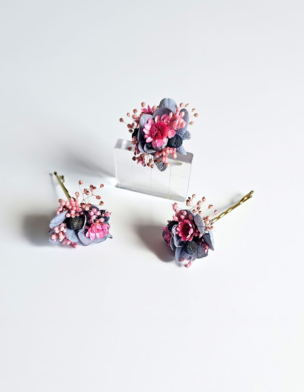 Miniaturbild: Haarnadel mit Blumen für Brautfrisur, Blumenschmuck Haar, Brautfrisur Blume, Blume im Haar, Kopfschmuck Kommunion