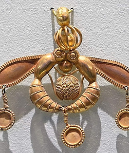 crete bee pendant.JPG