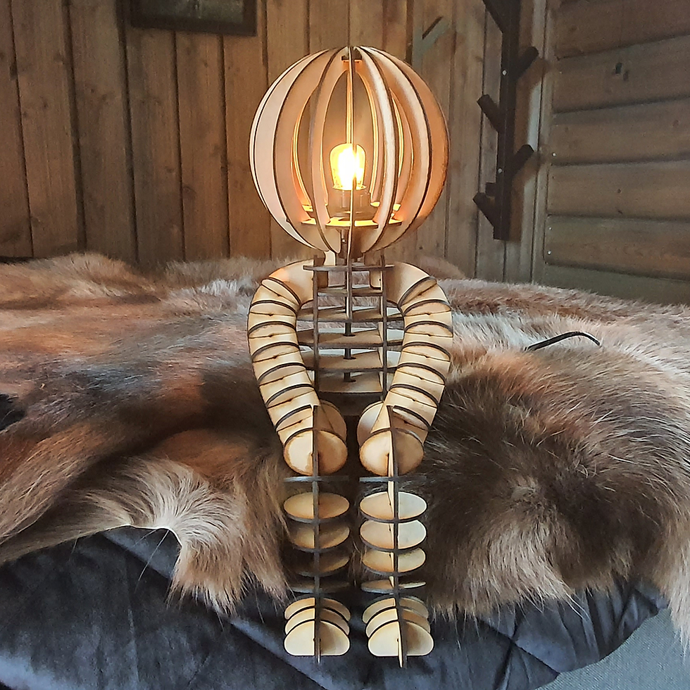 Miniatyrbilde: Woody bordlampe i finér