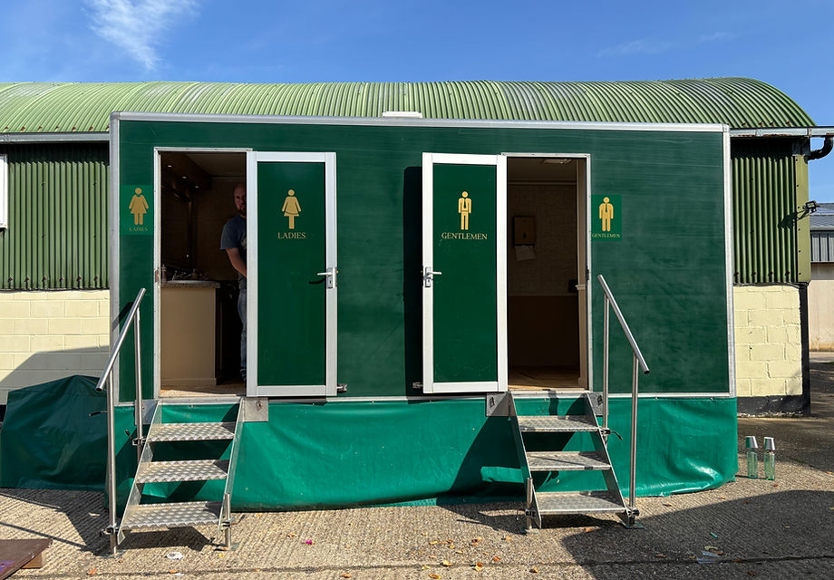 Luxury restroom trailer