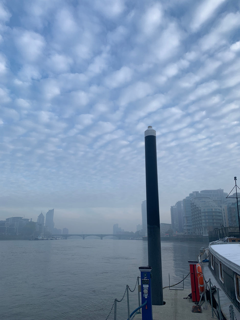 Living on a Barge benefit No 1204 london hotel
Big skies.