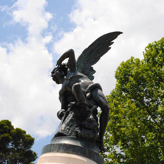 El Ángel caído