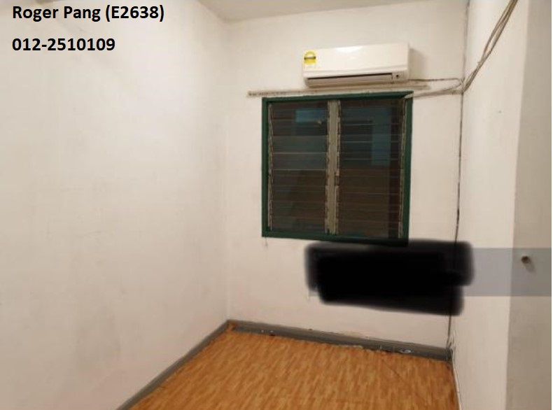 Thumbnail: Sri Damansara Court Apartment For Sale