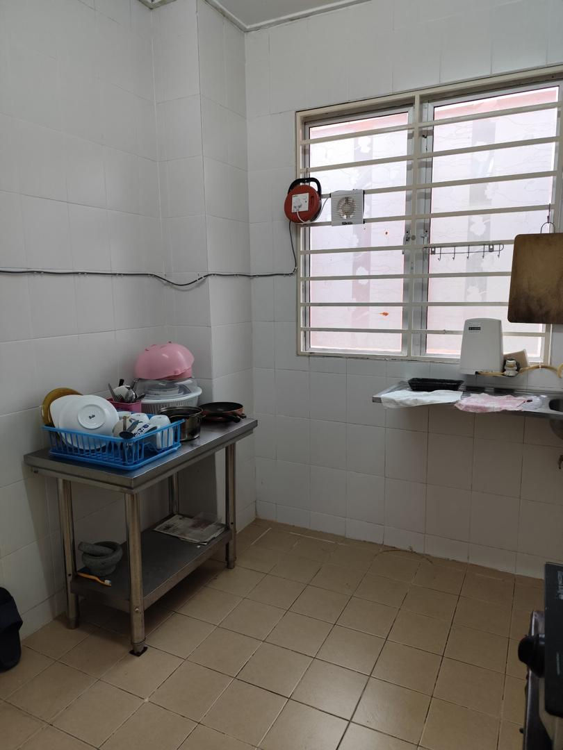 Thumbnail: Palm Walk 2 Storey Townhouse for Sale
