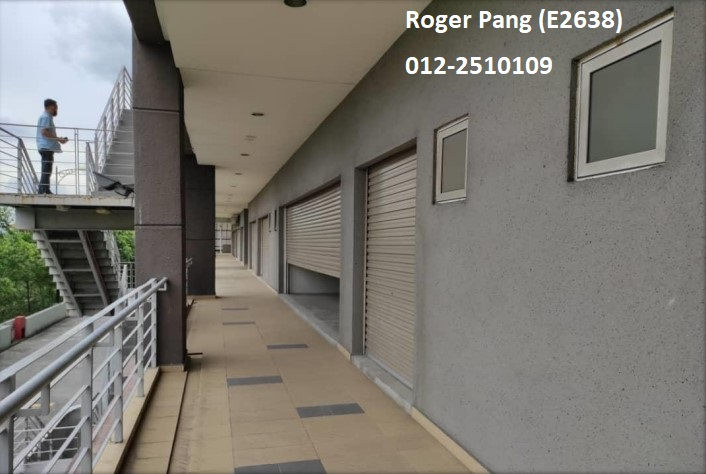 Thumbnail: Encorp Strand Garden 1st Floor Office @ Kota Damansara For Sale