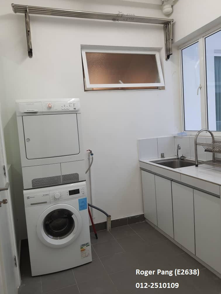 Thumbnail: Surian Residences Condominium @ Mutiara Damansara For Rent