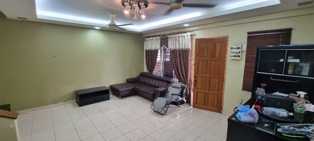 Palm Walk 1 Double Storey Terrace @ Sungai Long For Sale