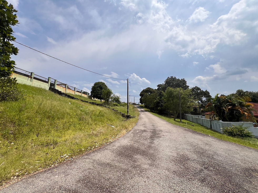 縮圖：Beautiful 10-Acre Property in Rantau - Ideal for Farming, Investment, or a P