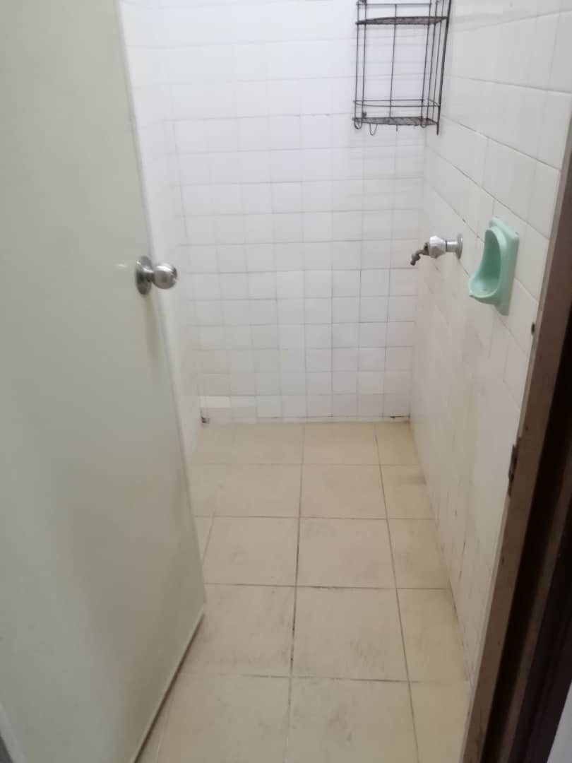 縮圖：Sri Serdang Single storey house to let