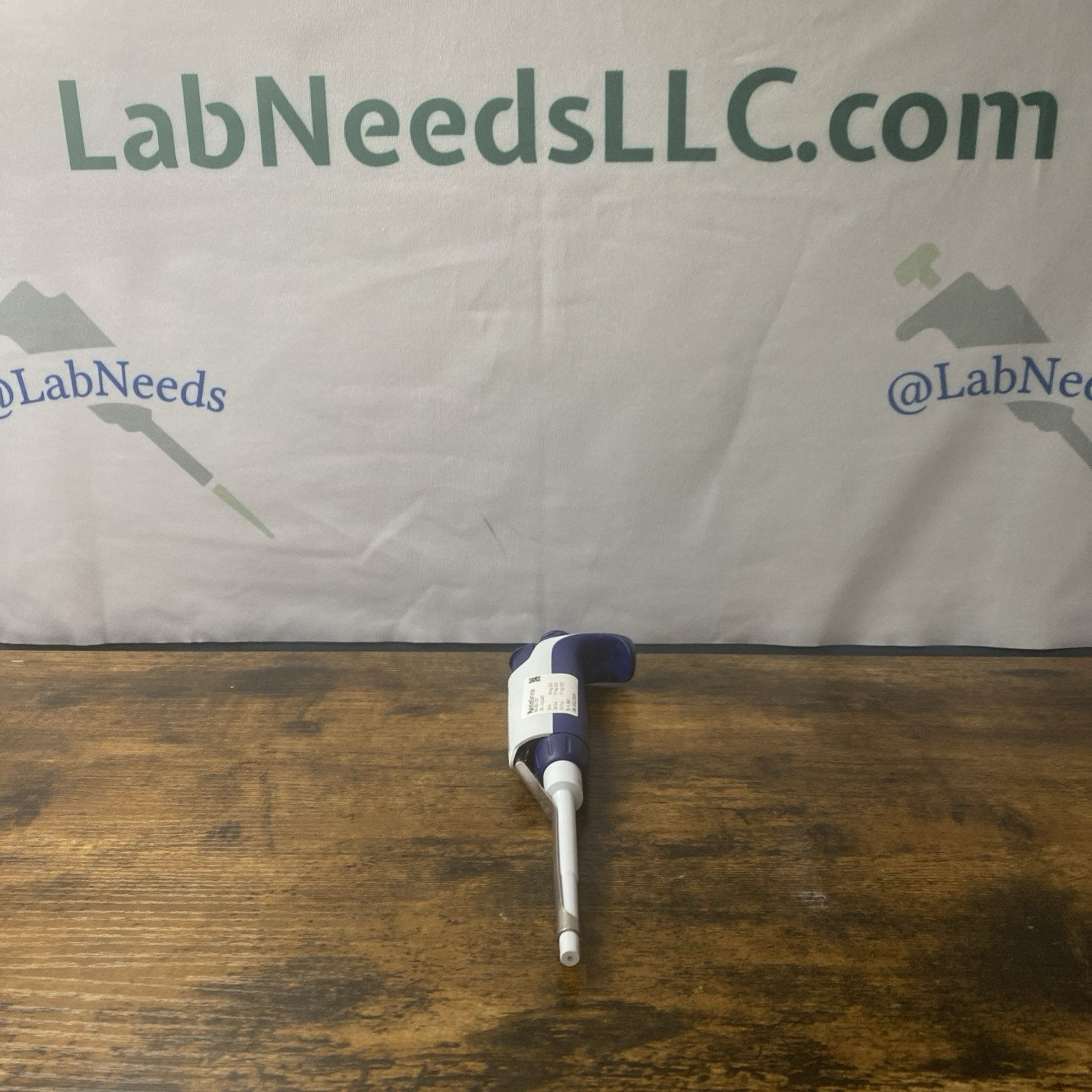Rainin L-200 Pipet-Lite XLS LTS 20-200uL Single Channel Pipette Calibrated 2025